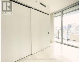 809 - 125 Peter Street, Toronto, ON M5V0M2 Photo 12