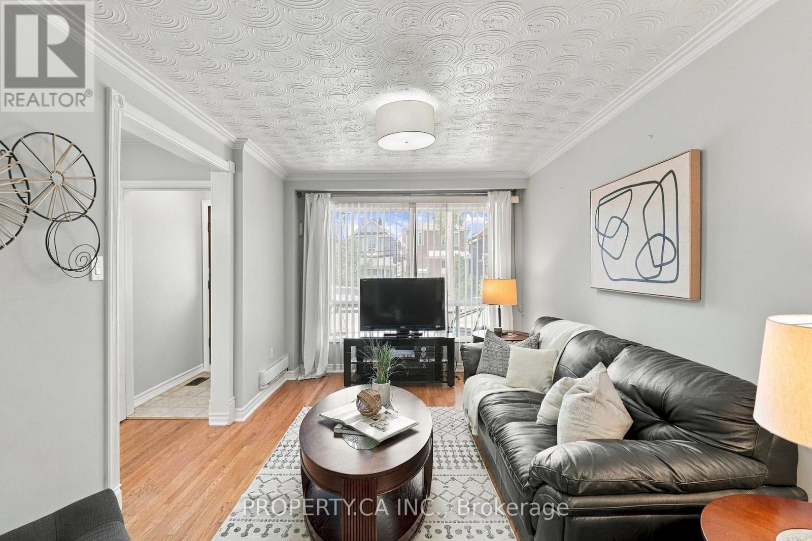581A DELAWARE AVENUE - 8