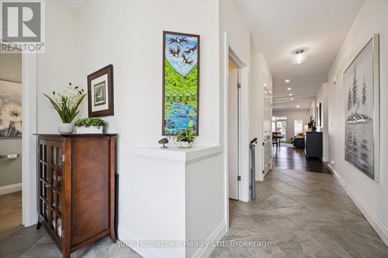 19 HERITAGE LANE - Image 4