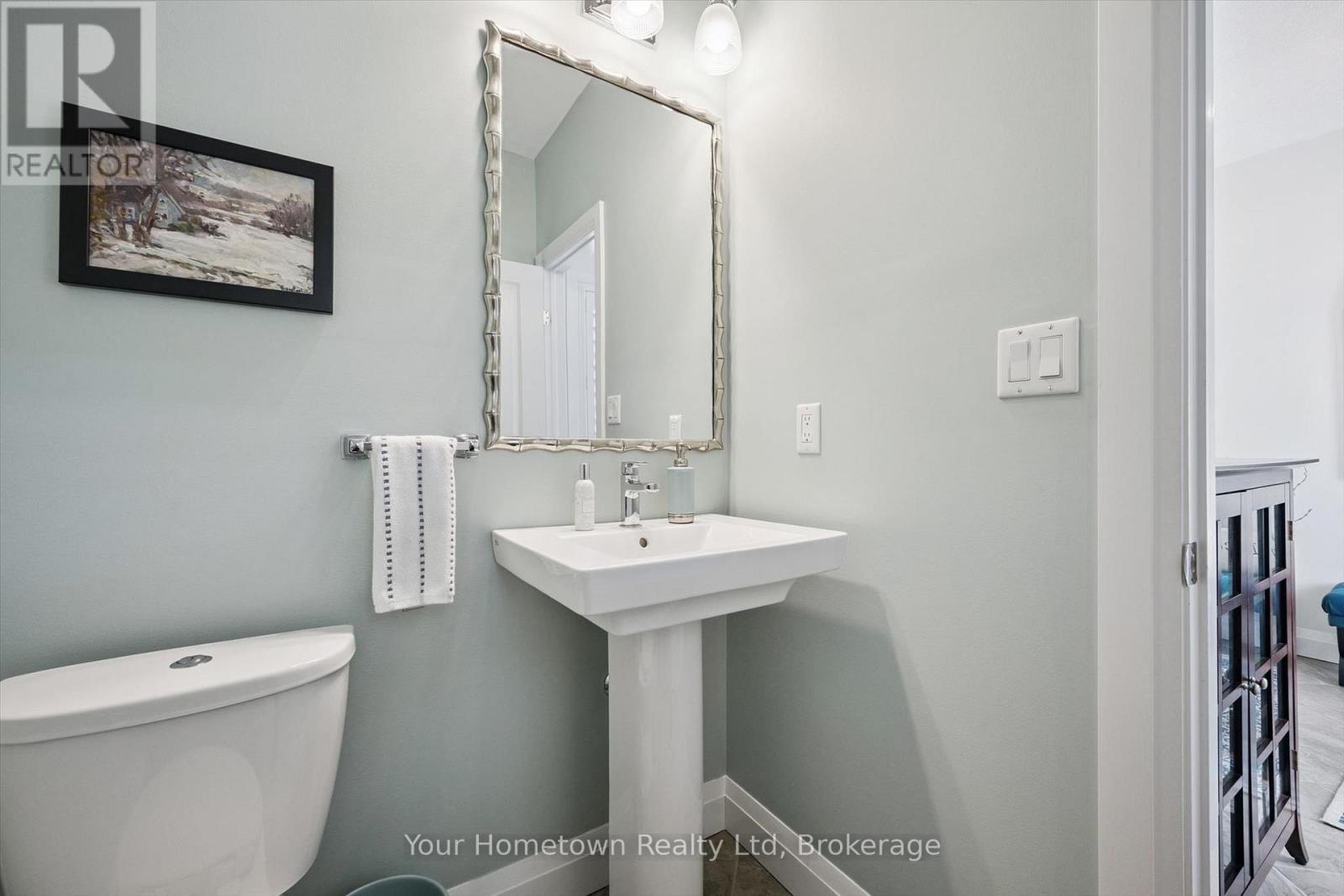 19 HERITAGE LANE - Image 5
