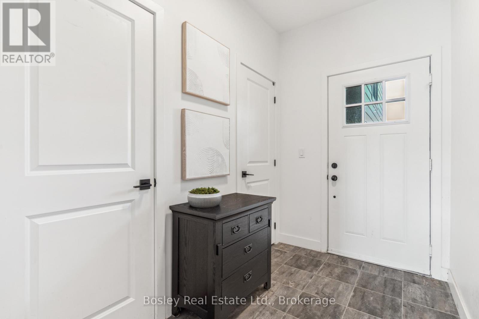 #104 11 Beausoleil Lane, Blue Mountains, Ontario, L9Y0H2, Blue Mountains, Ontario — photo 3 of 5