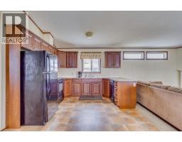 Kitchen - 292 Greenwich Lane, Fort Mcmurray, AB T9H3Z3 Photo 9