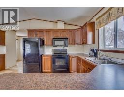 Living room - 292 Greenwich Lane, Fort Mcmurray, AB T9H3Z3 Photo 11