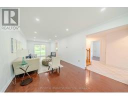 Foyer - 172 Lawson Road, Toronto, ON M1C2J4 Photo 7