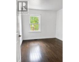 Living room - Main - 240 Parkview Hill Crescent, Toronto, ON M4B1S3 Photo 10