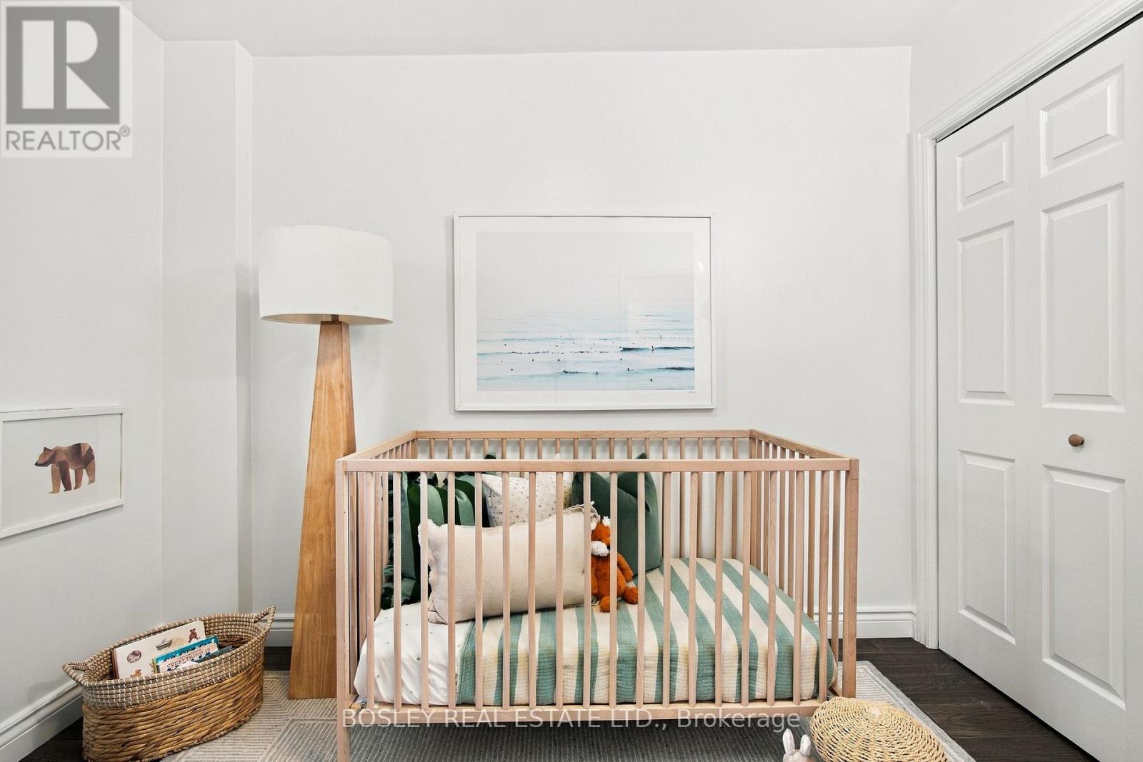 682 MILVERTON BOULEVARD - 30