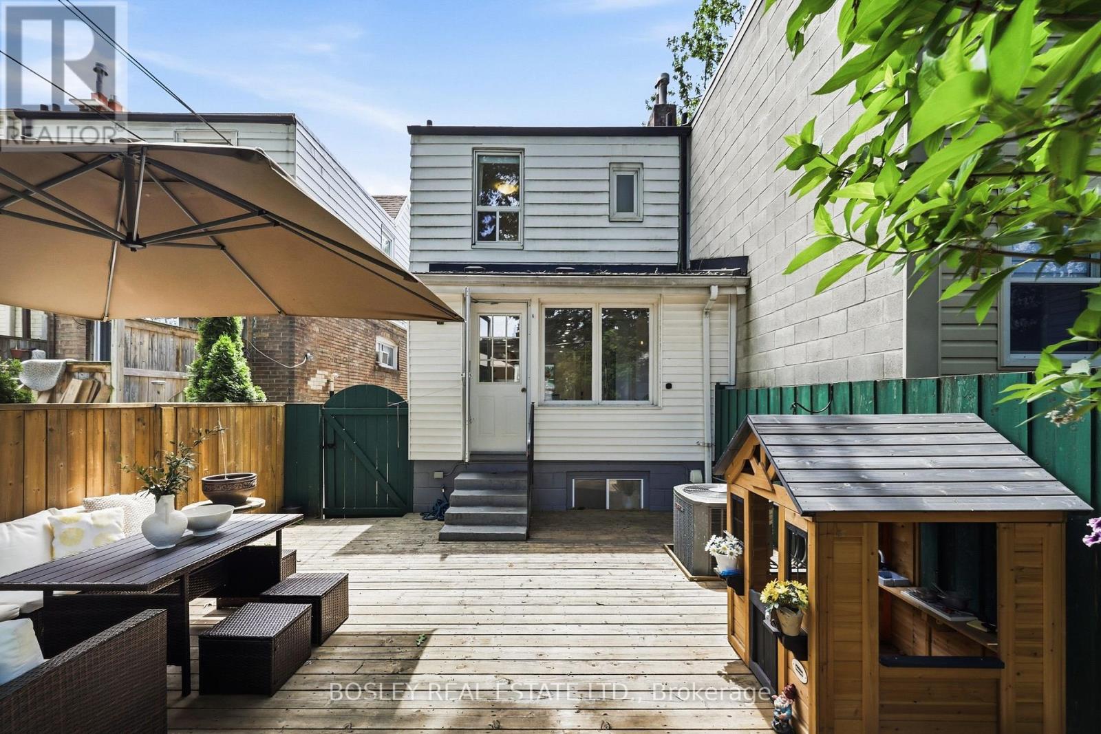 682 MILVERTON BOULEVARD - 42
