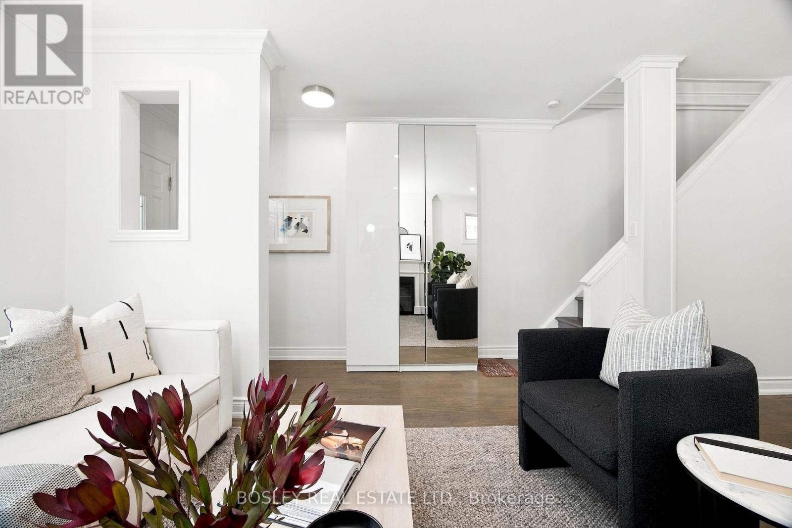 682 MILVERTON BOULEVARD - 8
