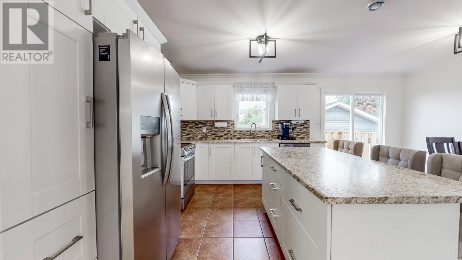 1796 Topsail Road, Paradise, Newfoundland & Labrador, A1L2L6, Paradise, Newfoundland & Labrador — photo 3 of 5