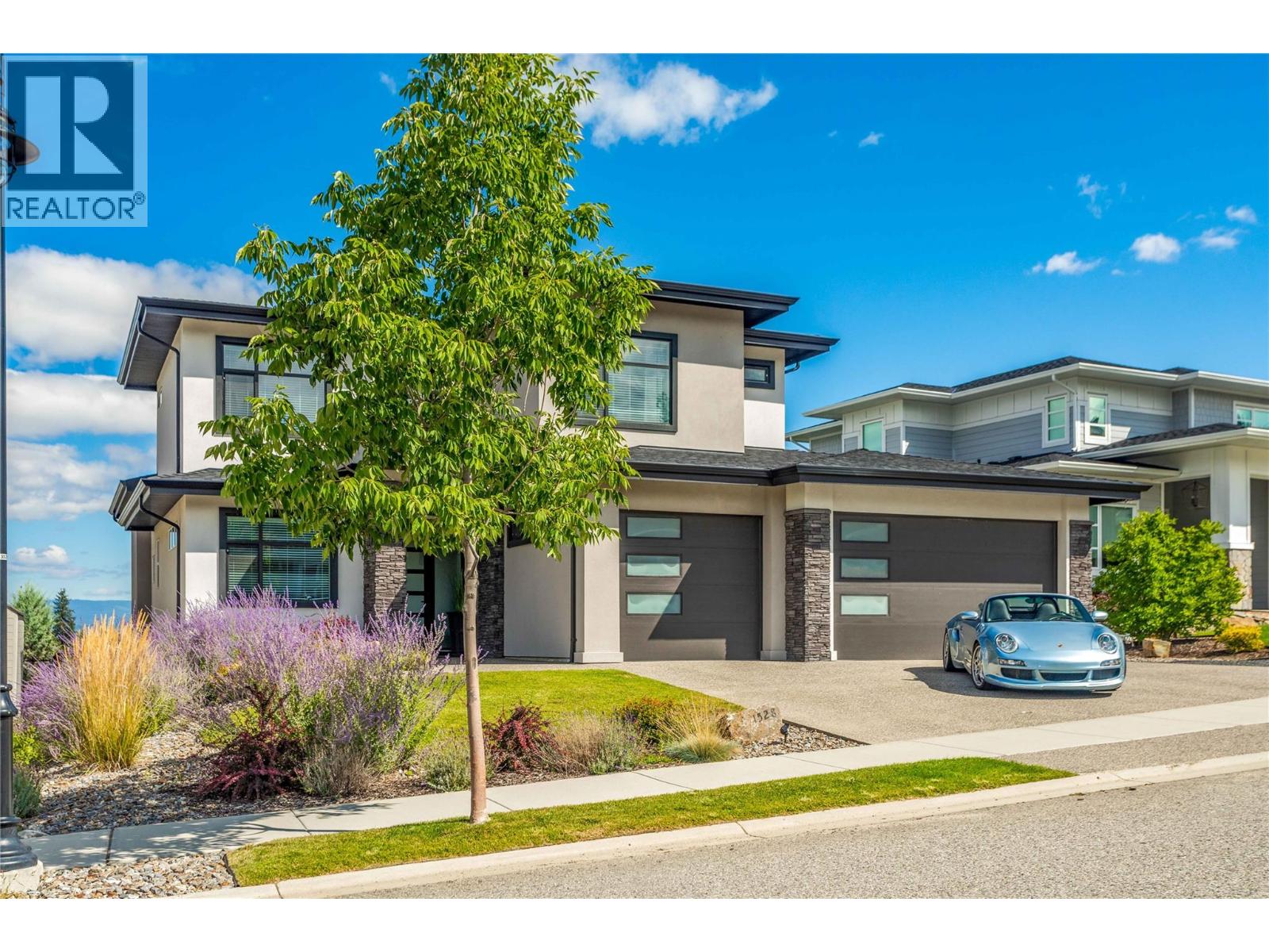 1528 FAWN RUN Drive - 2