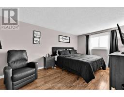 8 - 233 Innisfil Street, Barrie, ON L4N3E9 Photo 13