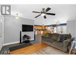Primary Bedroom - 2228 Monck Road, Ramara, ON L3V6H5 Photo 6