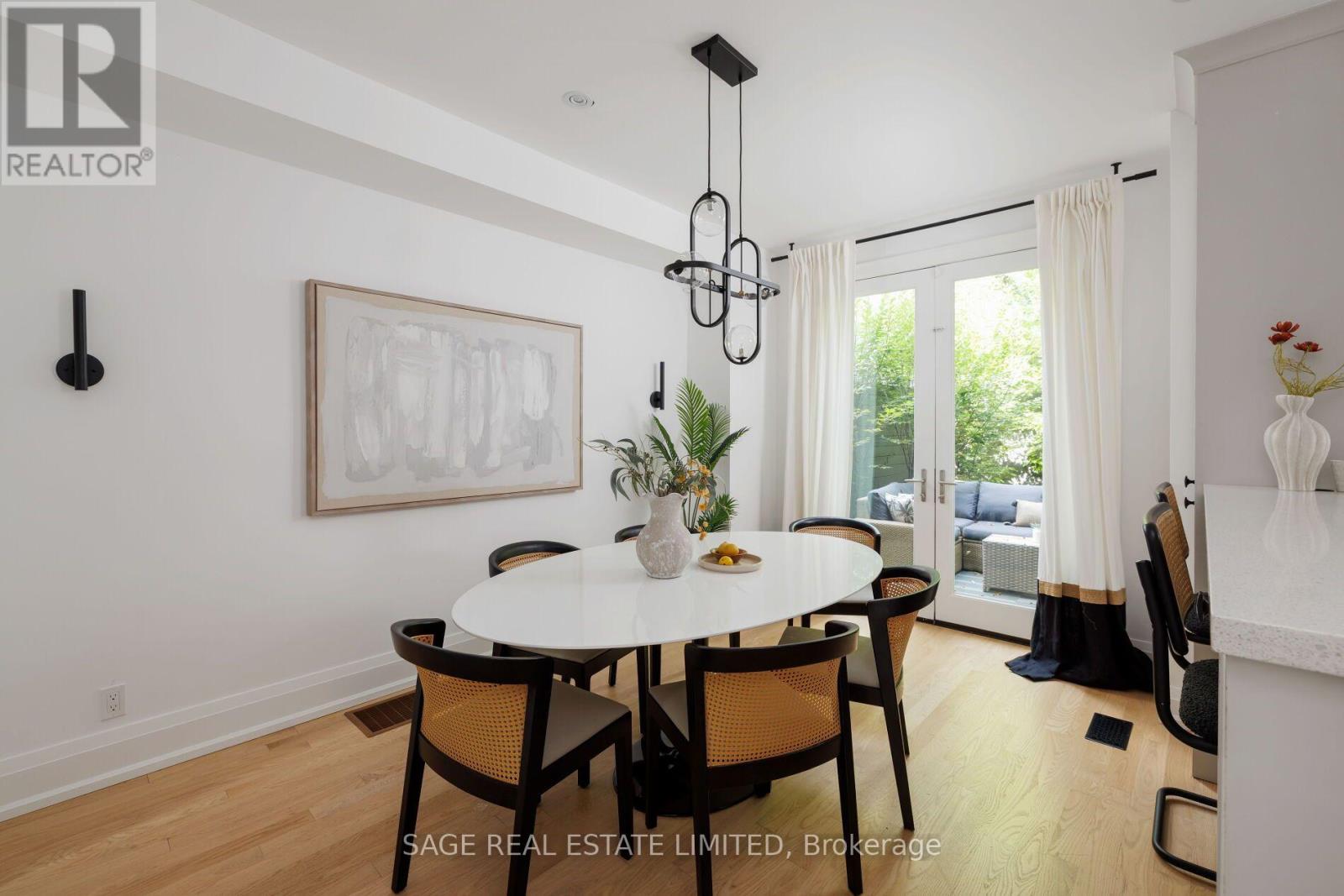 32 EDGEWOOD CRESCENT - 10