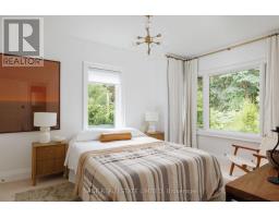 32 Edgewood Crescent, Toronto, ON M4W3A9 Photo 24