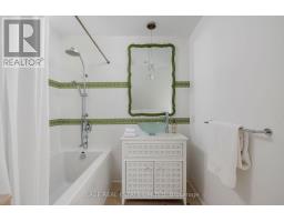 32 Edgewood Crescent, Toronto, ON M4W3A9 Photo 38