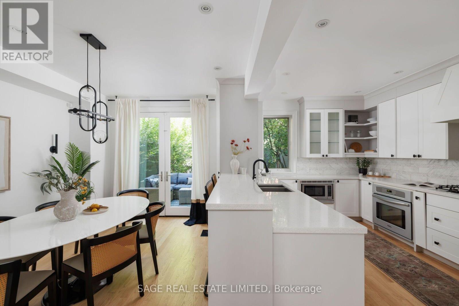 32 EDGEWOOD CRESCENT - 9