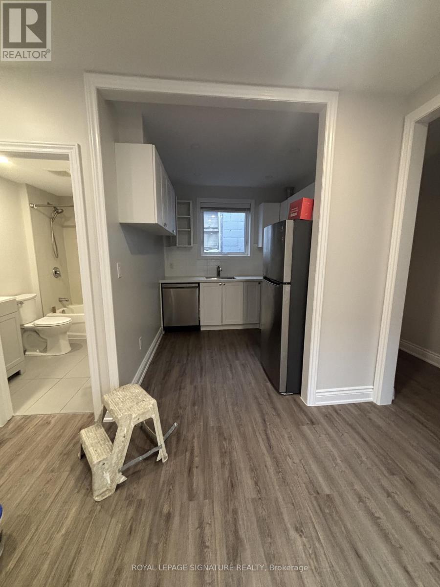 2 - 3289 LAKESHORE BOULEVARD W, Toronto (Long Branch) — photo 2