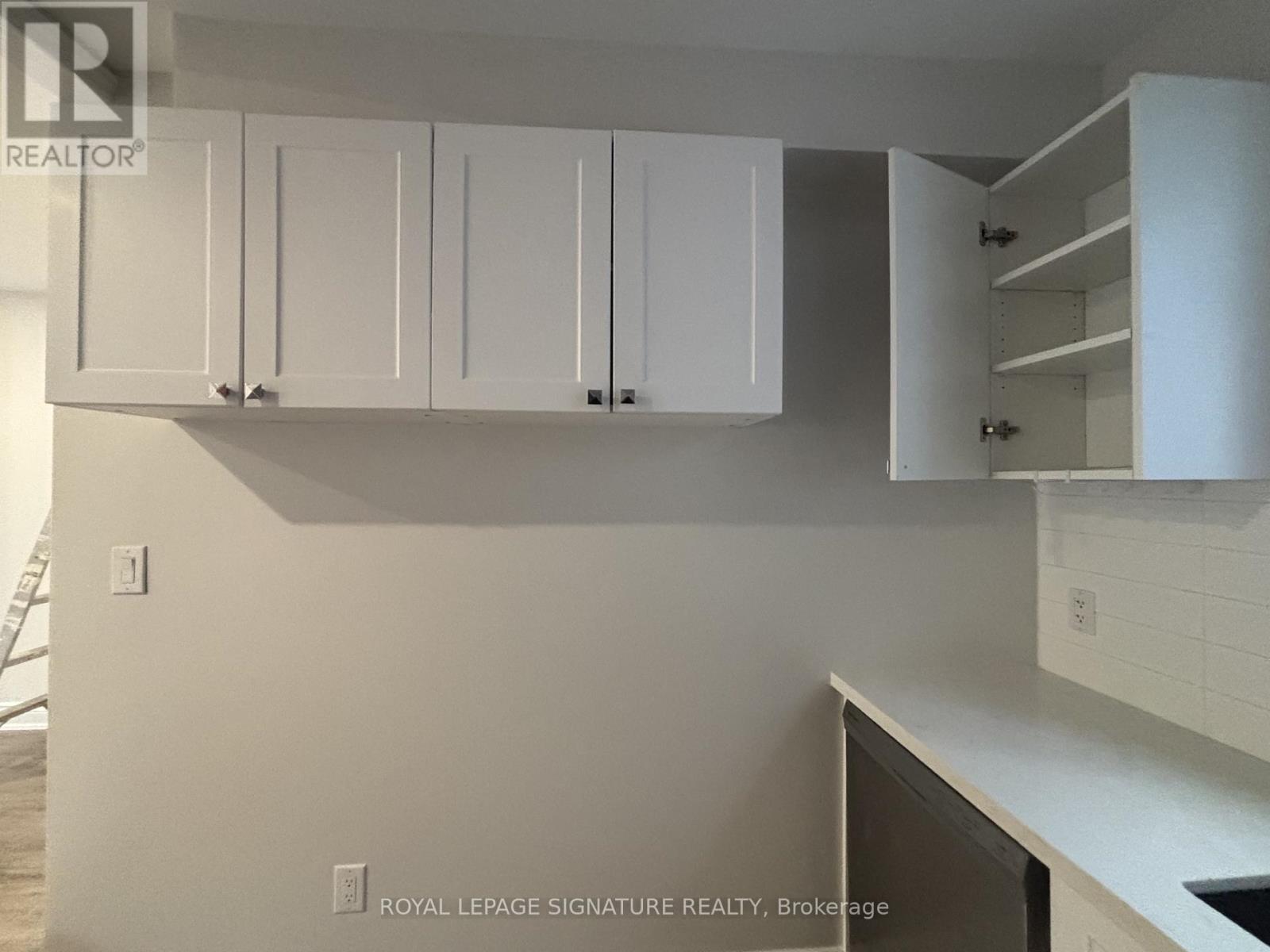 2 - 3289 LAKESHORE BOULEVARD W, Toronto (Long Branch) — photo 5
