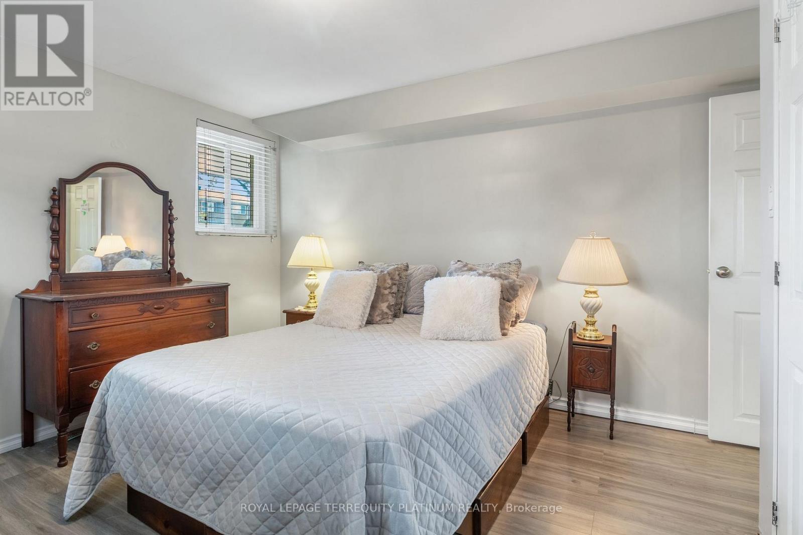 32 BUCKLAND ROAD - 36