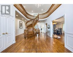 Living room - 5969 Rayshaw Crescent, Mississauga, ON L5M2P1 Photo 6