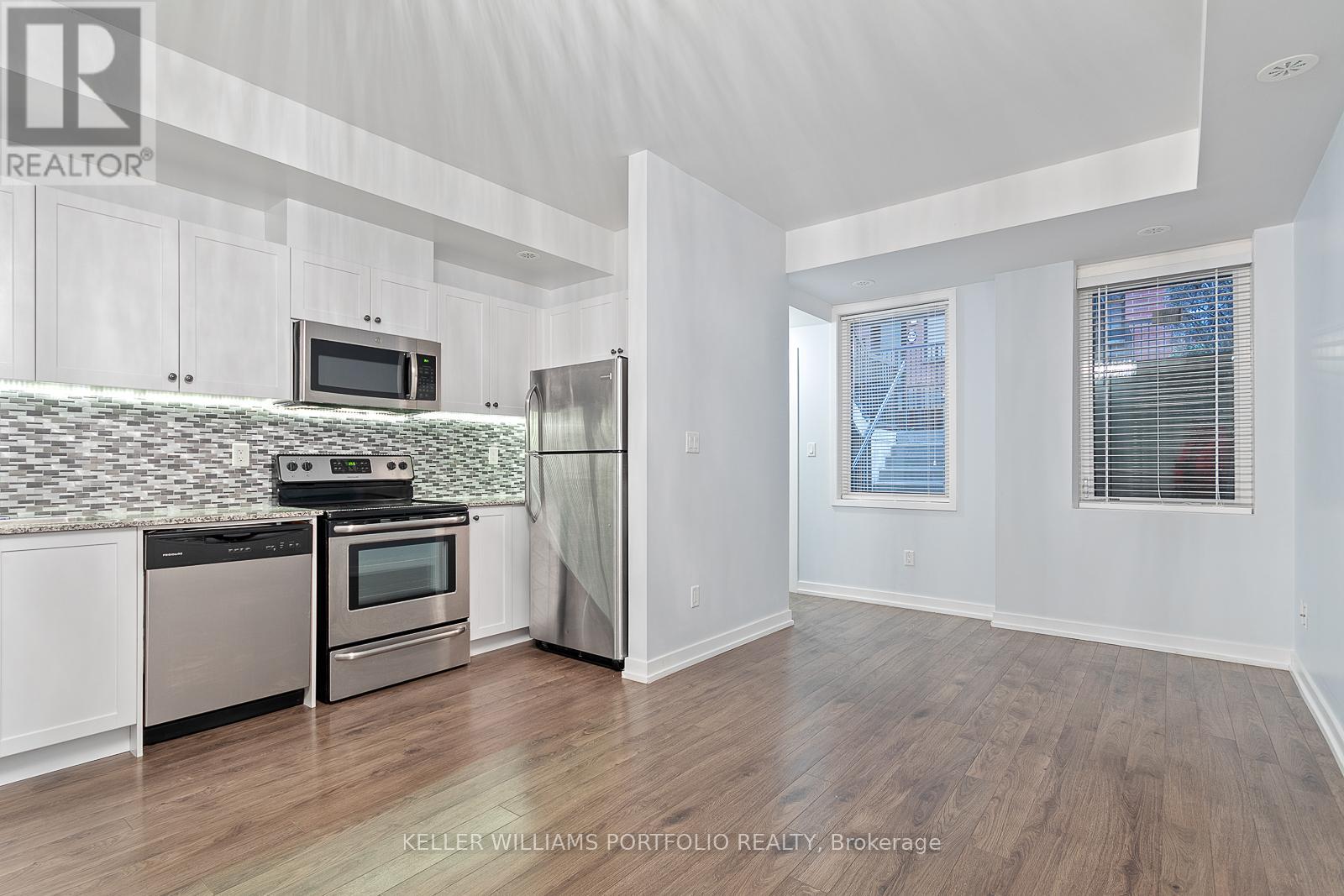10 - 869 WILSON AVENUE, Toronto (Downsview-Roding-CFB) — photo 8