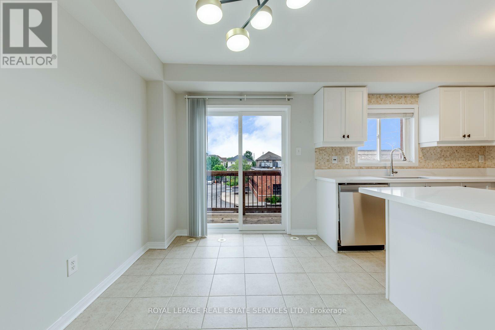 2418 ADAMVALE CRESCENT, Oakville (WM Westmount) — photo 10