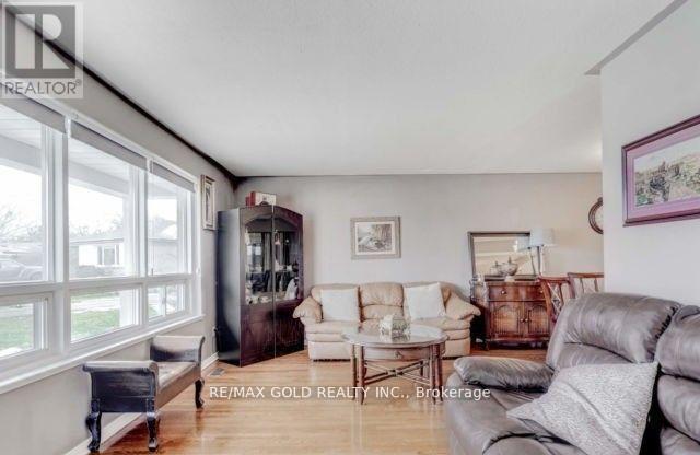 BASEMENT - 6 MONACO COURT, Toronto (Black Creek) — photo 4