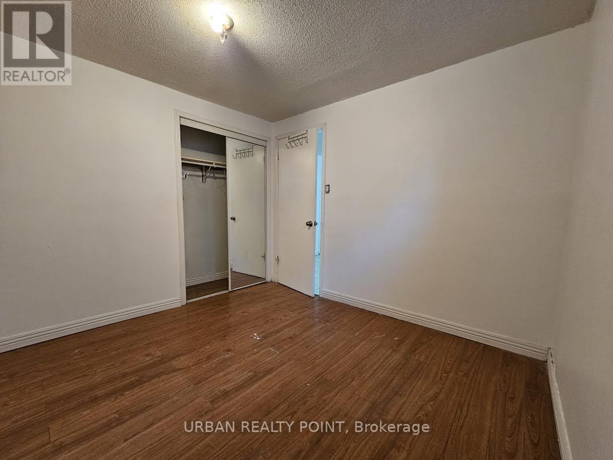 31 IVYBRIDGE DRIVE - 8