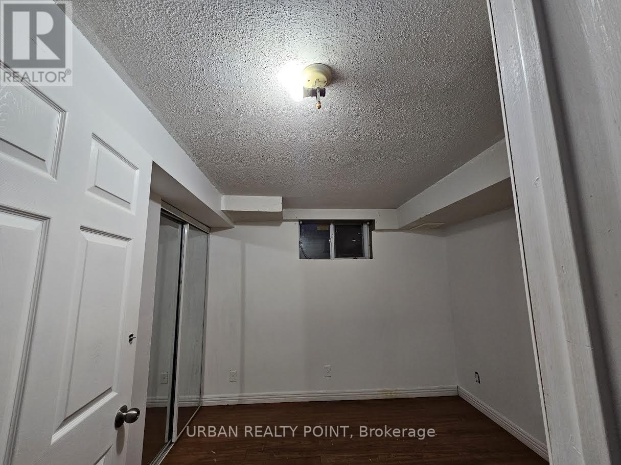 31 Ivybridge Drive, Brampton, ON photo 6