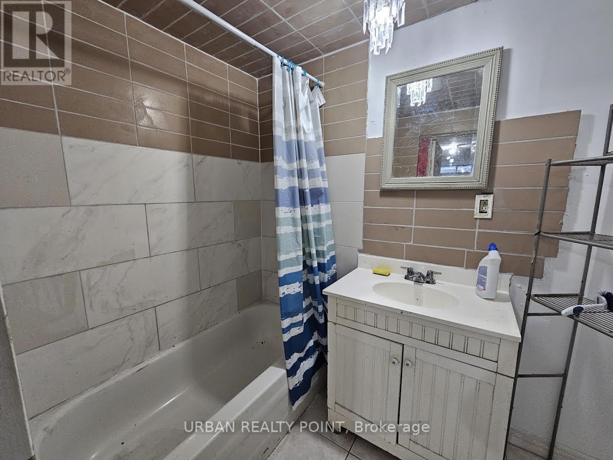 31 Ivybridge Drive, Brampton, ON photo 13