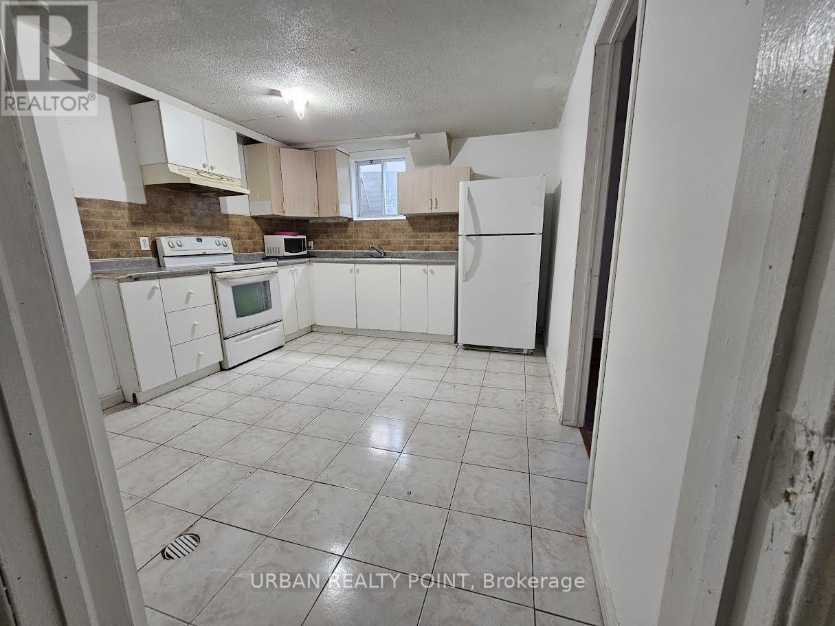 31 IVYBRIDGE DRIVE - 5