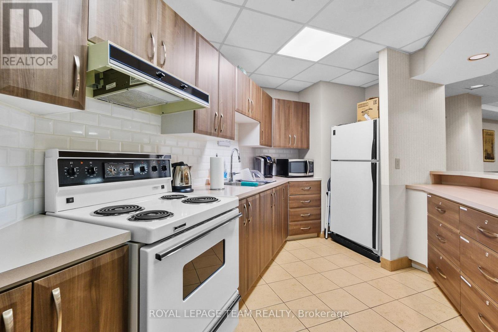 2 Bed, 2 Bath Condo for Rent in Ottawa – 1001 – 1705 PLAYFAIR DRIVE, Ottawa – MLS# X13808664 - Image 42