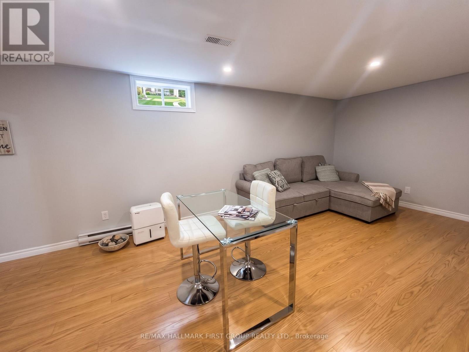 #LOWER - 640 PINEWOOD DRIVE, Peterborough (Otonabee Ward 1) — photo 5