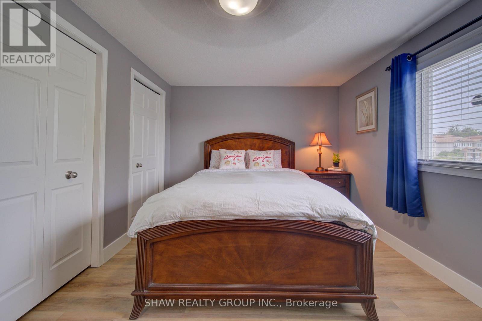 #19A 50 HOWE DRIVE - Image 31