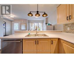 19a - 50 Howe Drive, Kitchener, ON N2E0A3 Photo 11