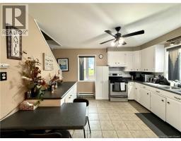 125 42e Avenue, Edmundston, NB E3V2Z5 Photo 9