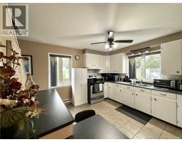 125 42e Avenue, Edmundston, NB E3V2Z5 Photo 10
