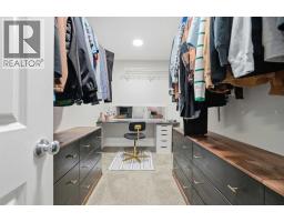 15 Lawrence Green Se, Airdrie, AB T4A3M9 Photo 21