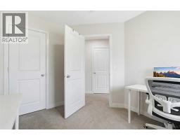 15 Lawrence Green Se, Airdrie, AB T4A3M9 Photo 27