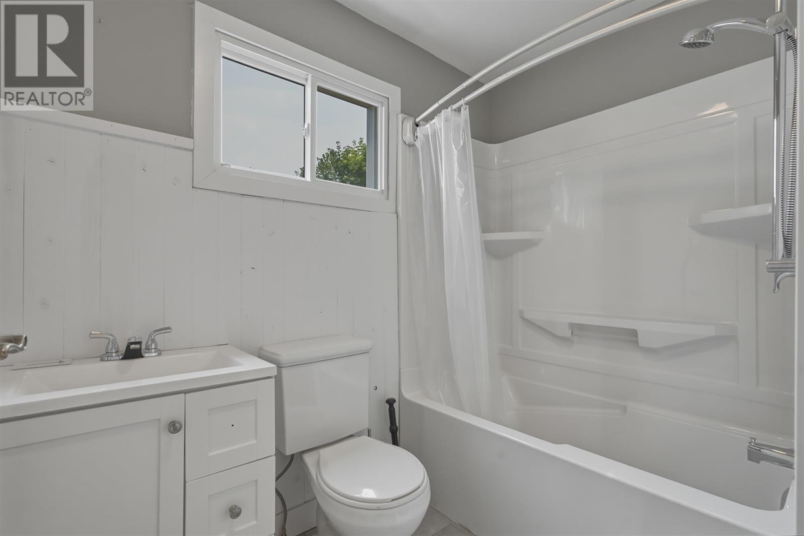 151 Prentice AVE - 15