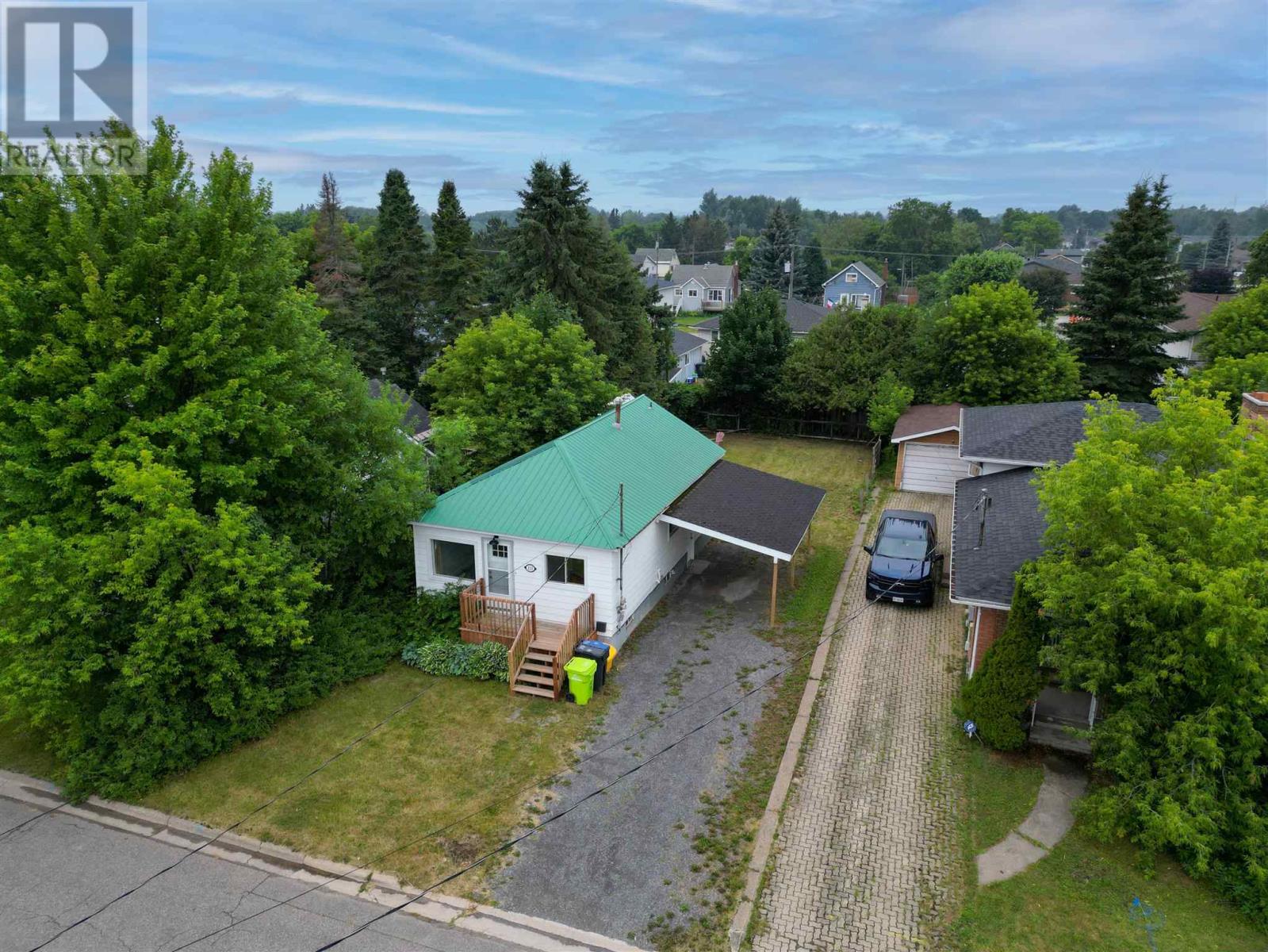 151 Prentice AVE - 23