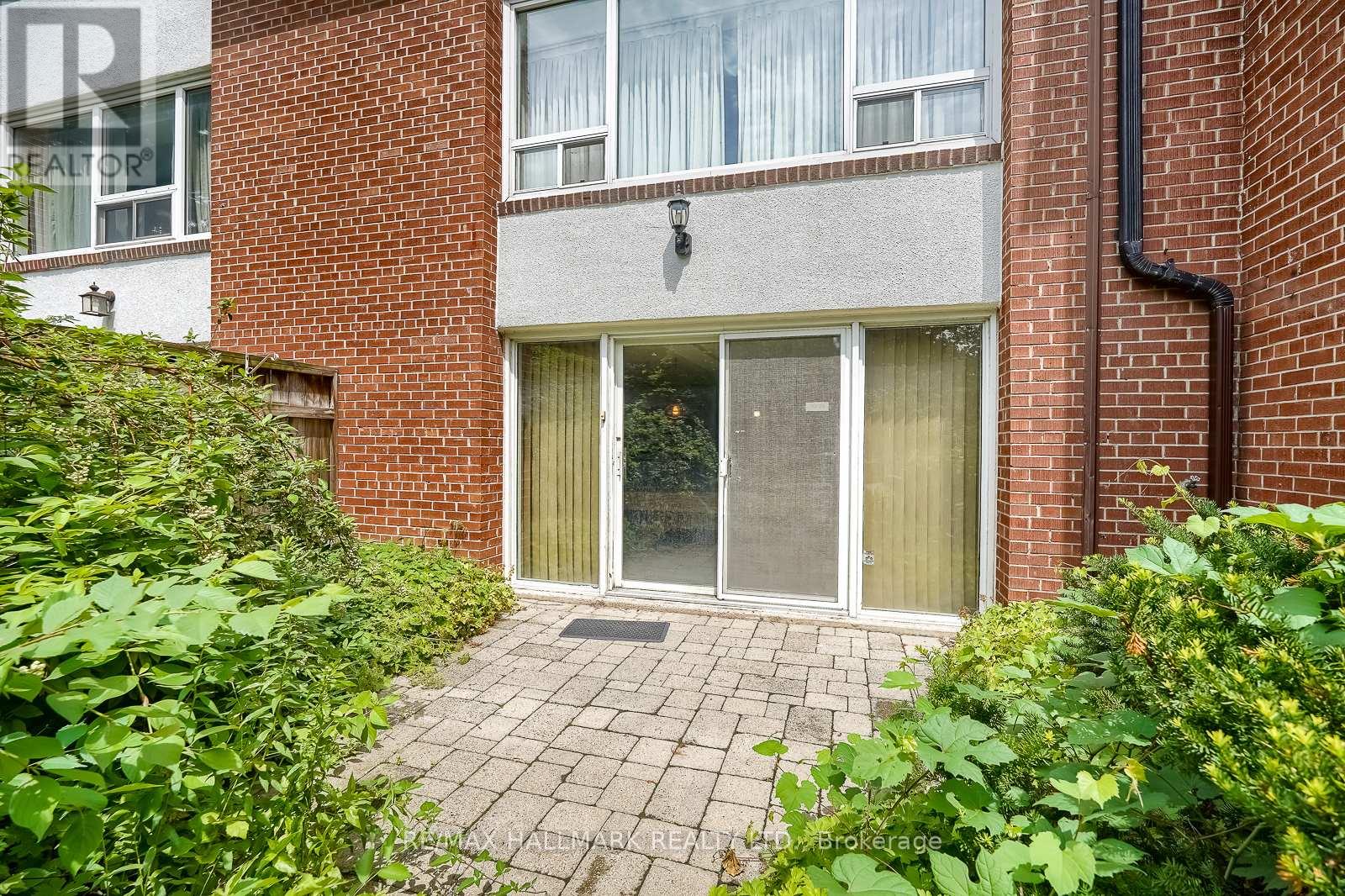 #24 94 GEORGE HENRY BOULEVARD - Image 38