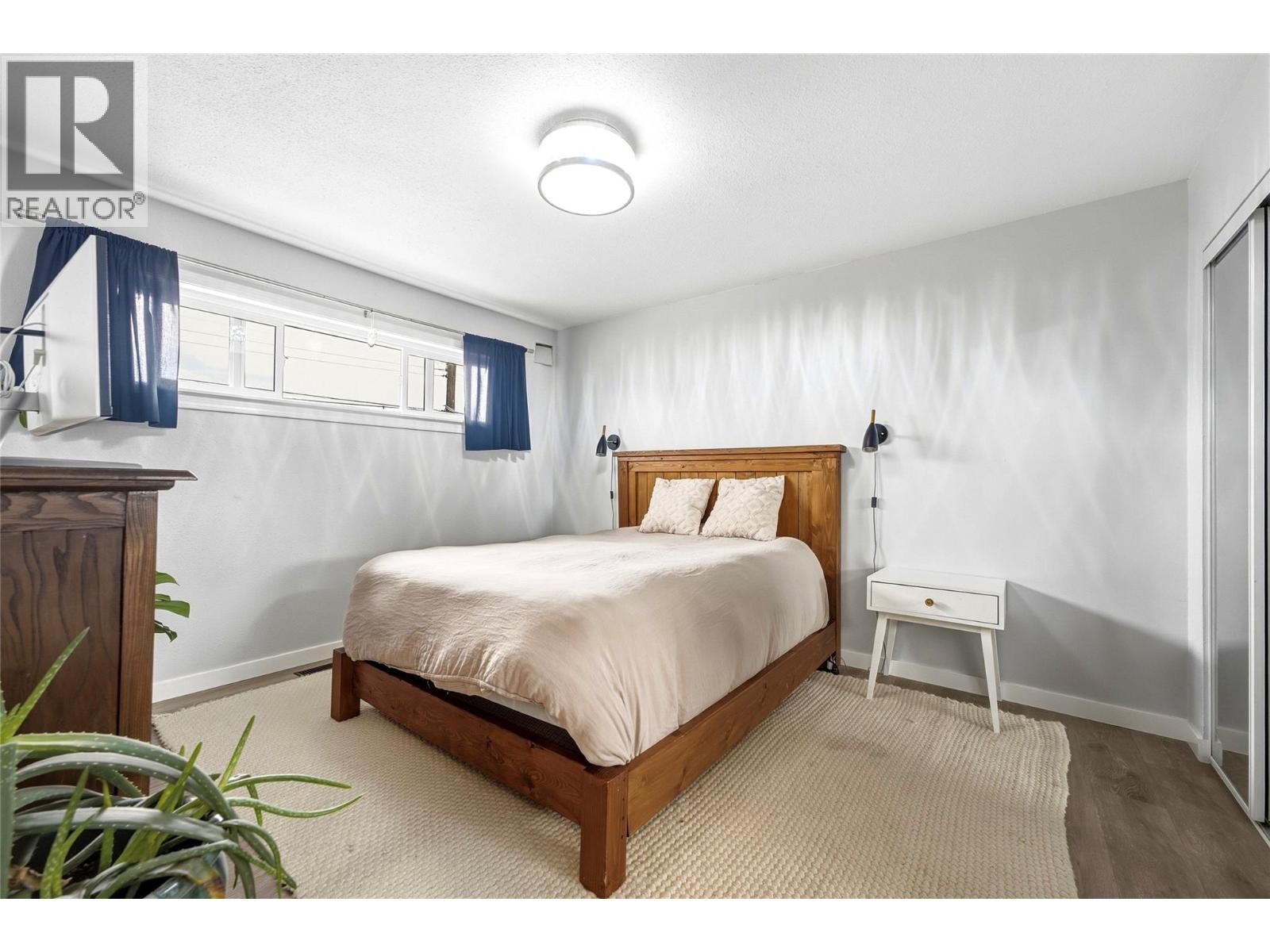 5301 27 Avenue - Image 17
