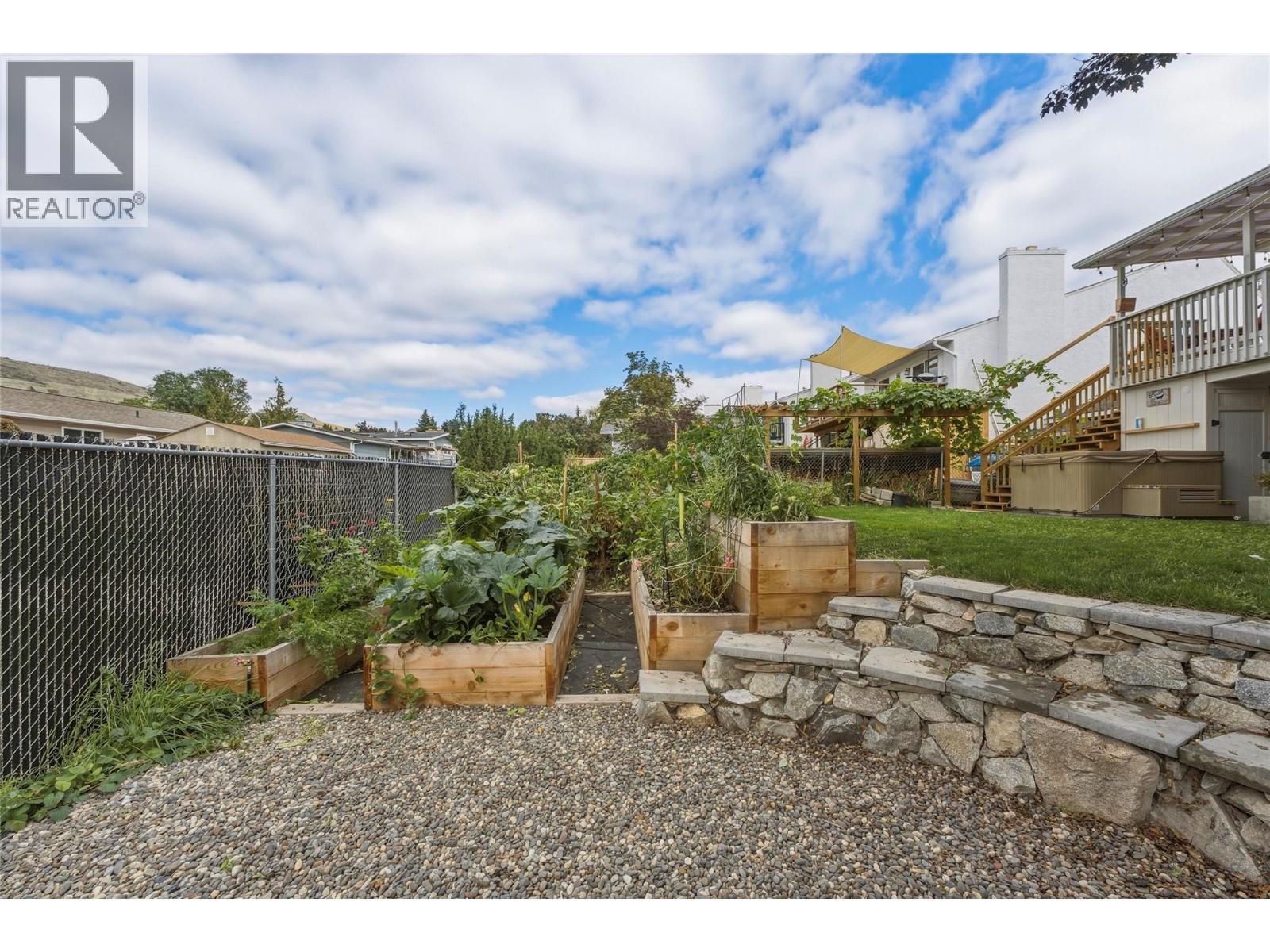 5301 27 Avenue - 41