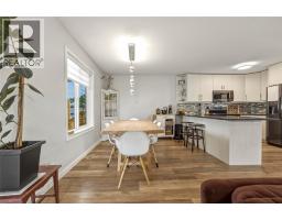 4pc Bathroom - 5301 27 Avenue, Vernon, BC V1T6L2 Photo 10