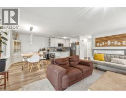 Kitchen - 5301 27 Avenue, Vernon, BC V1T6L2 Photo 9