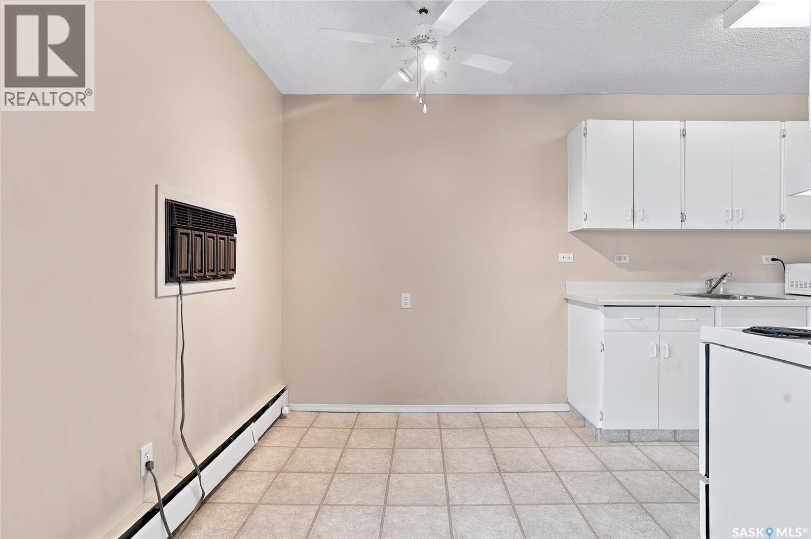 301 143 St Lawrence COURT, Saskatoon — photo 16