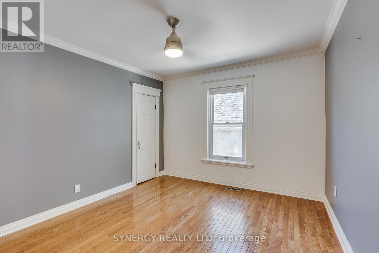 2 ERIE AVENUE - 28
