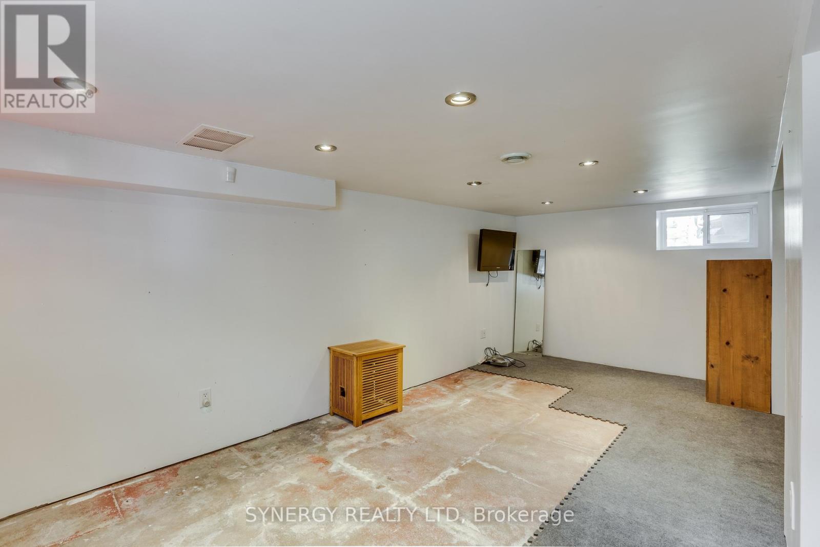 2 ERIE AVENUE - Image 37
