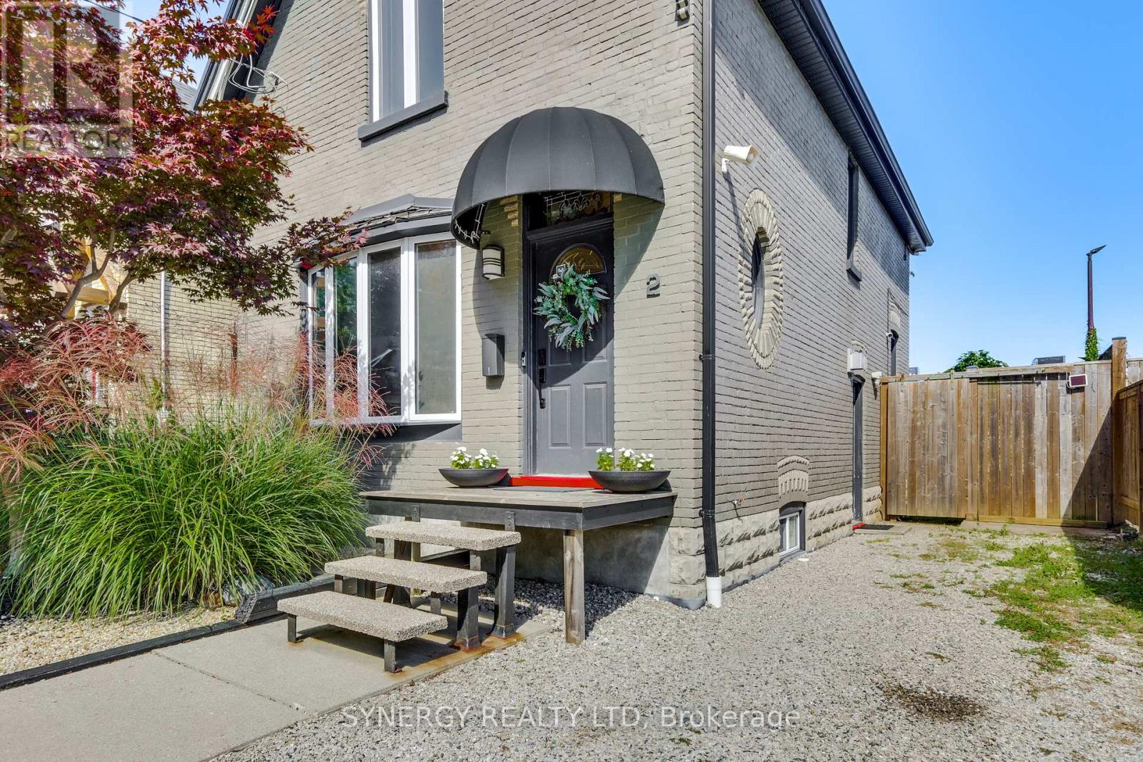 2 ERIE AVENUE, London South (South D) — photo 4